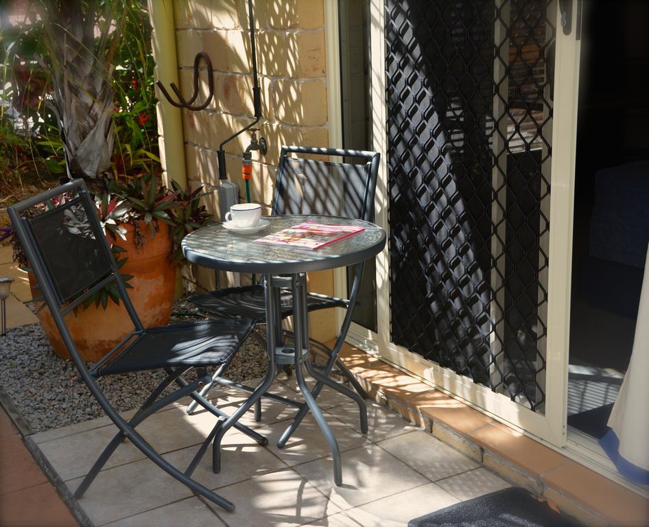 Beachhouse Bed And Breakfast Redcliffe Esterno foto