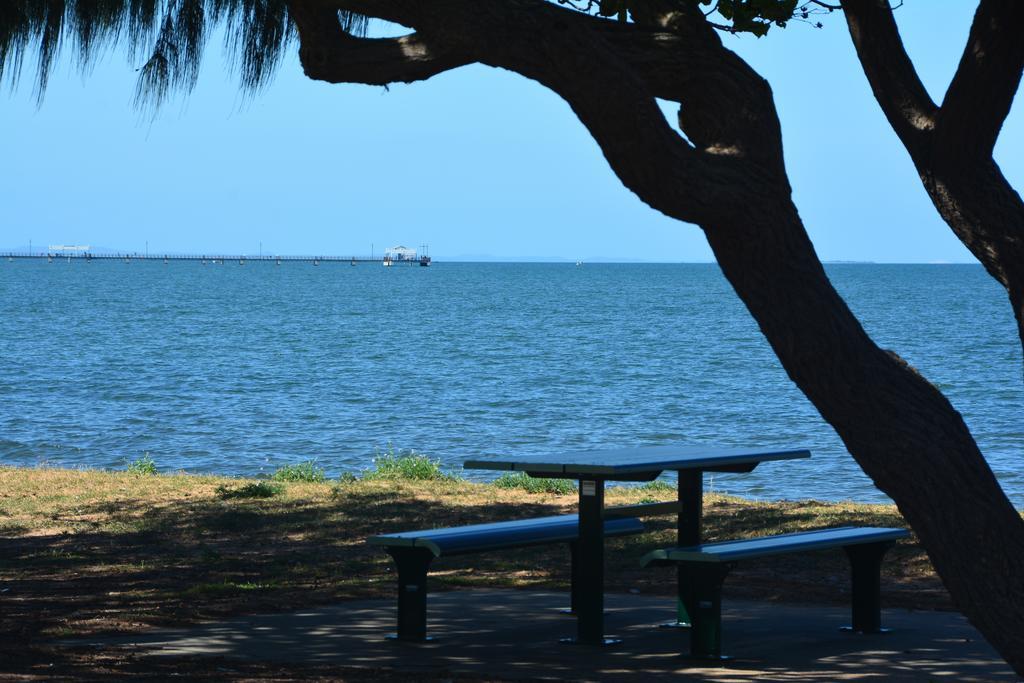 Beachhouse Bed And Breakfast Redcliffe Esterno foto
